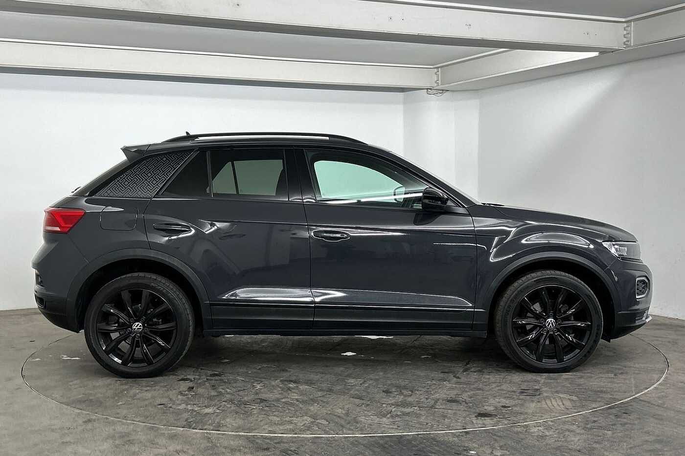 Volkswagen T-ROC 1.0 TSI Black Edition 110PS