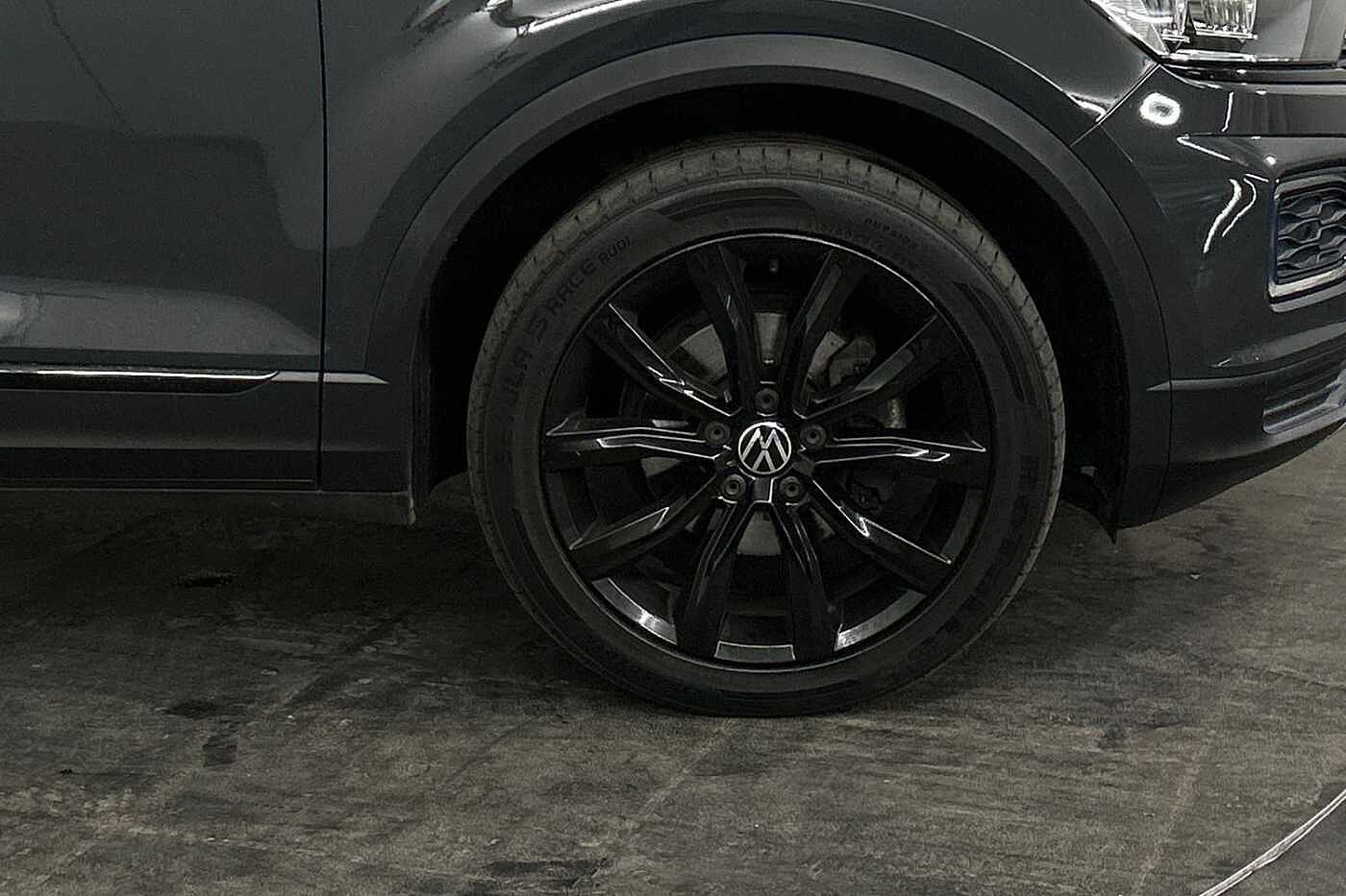 Volkswagen T-ROC 1.0 TSI Black Edition 110PS