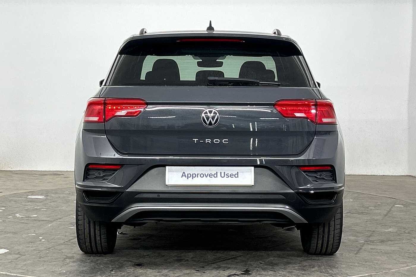 Volkswagen T-ROC 1.0 TSI Black Edition 110PS