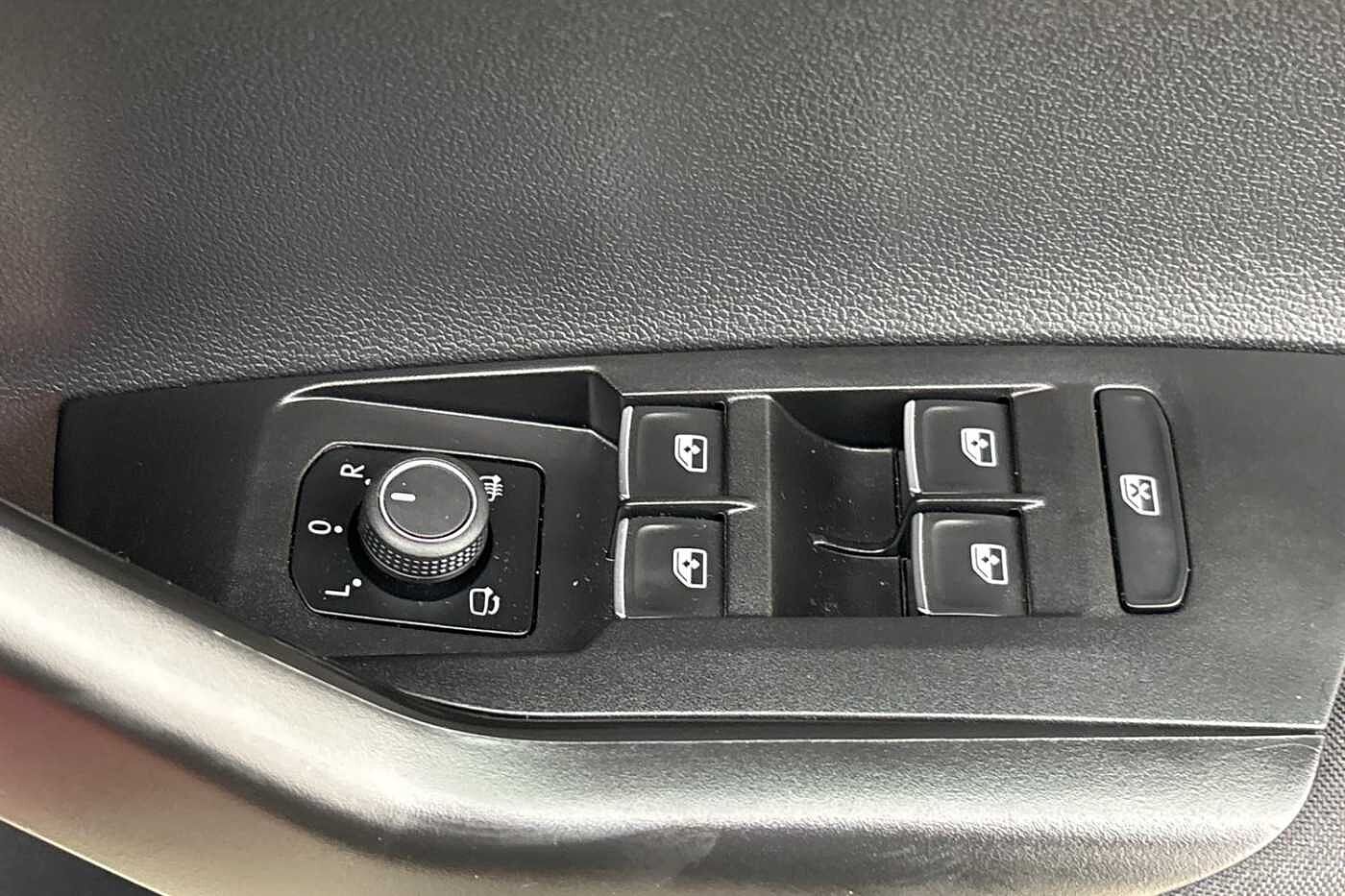 Volkswagen Polo 1.0 TSI R-Line Hatchback 5dr Petrol DSG Euro 6 (s/s) (95 ps)