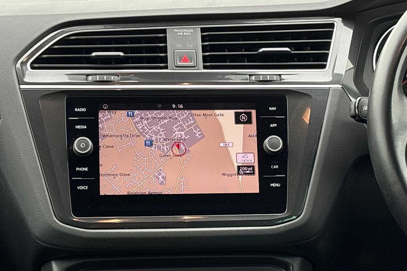 Volkswagen Tiguan 2.0 TDI 190ps SE Navigation SCR 4Motion DSG