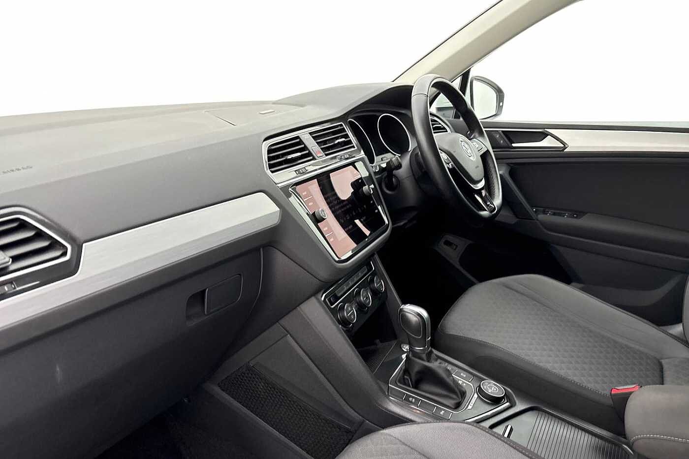 Volkswagen Tiguan 2.0 TDI 190ps SE Navigation SCR 4Motion DSG