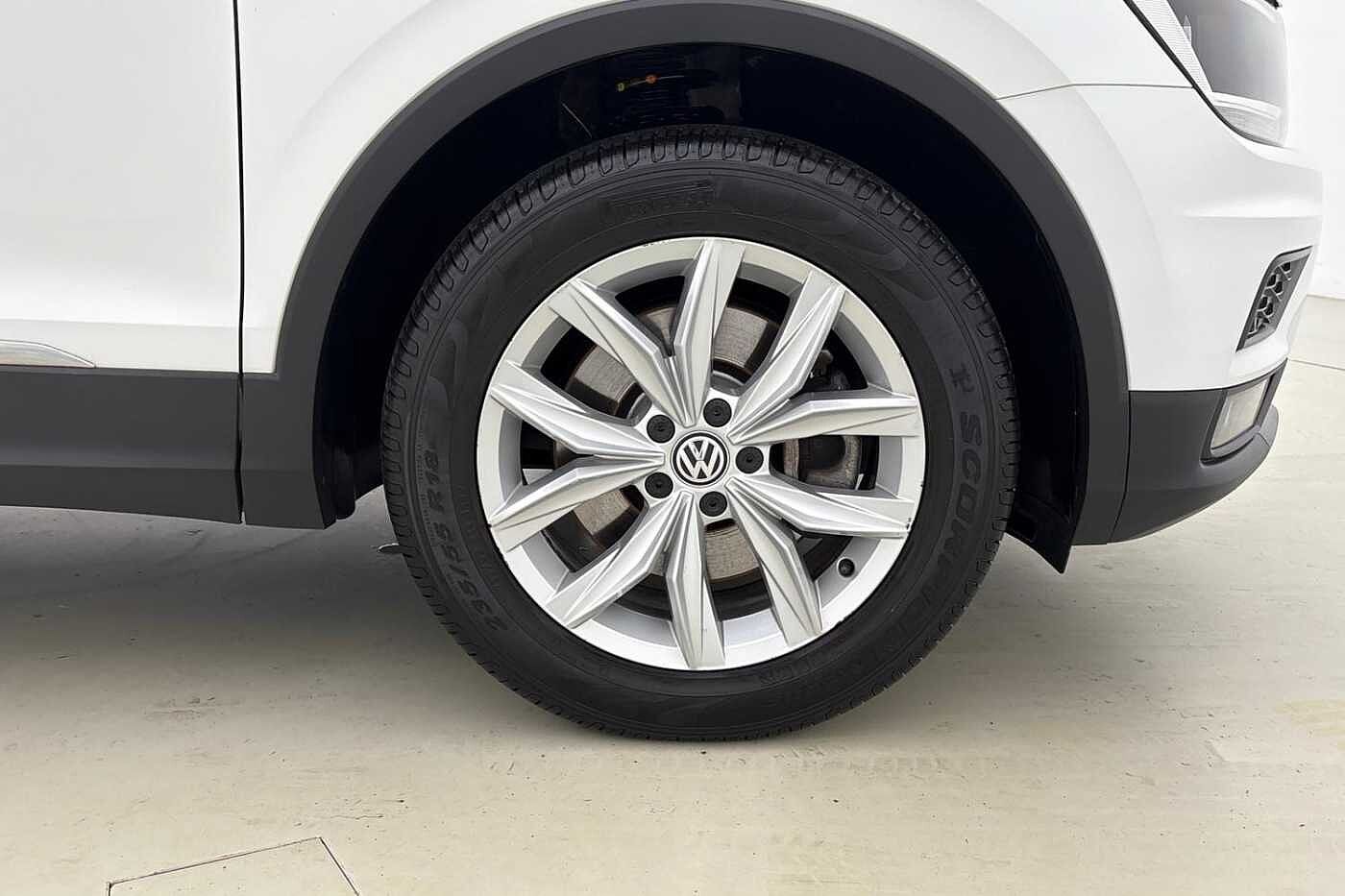Volkswagen Tiguan 2.0 TDI 190ps SE Navigation SCR 4Motion DSG