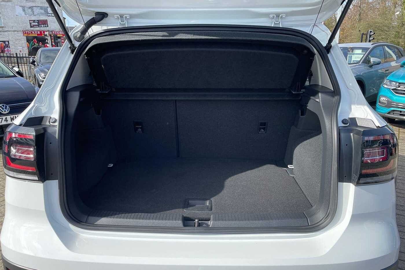 Volkswagen T-Cross YC69ZMZ