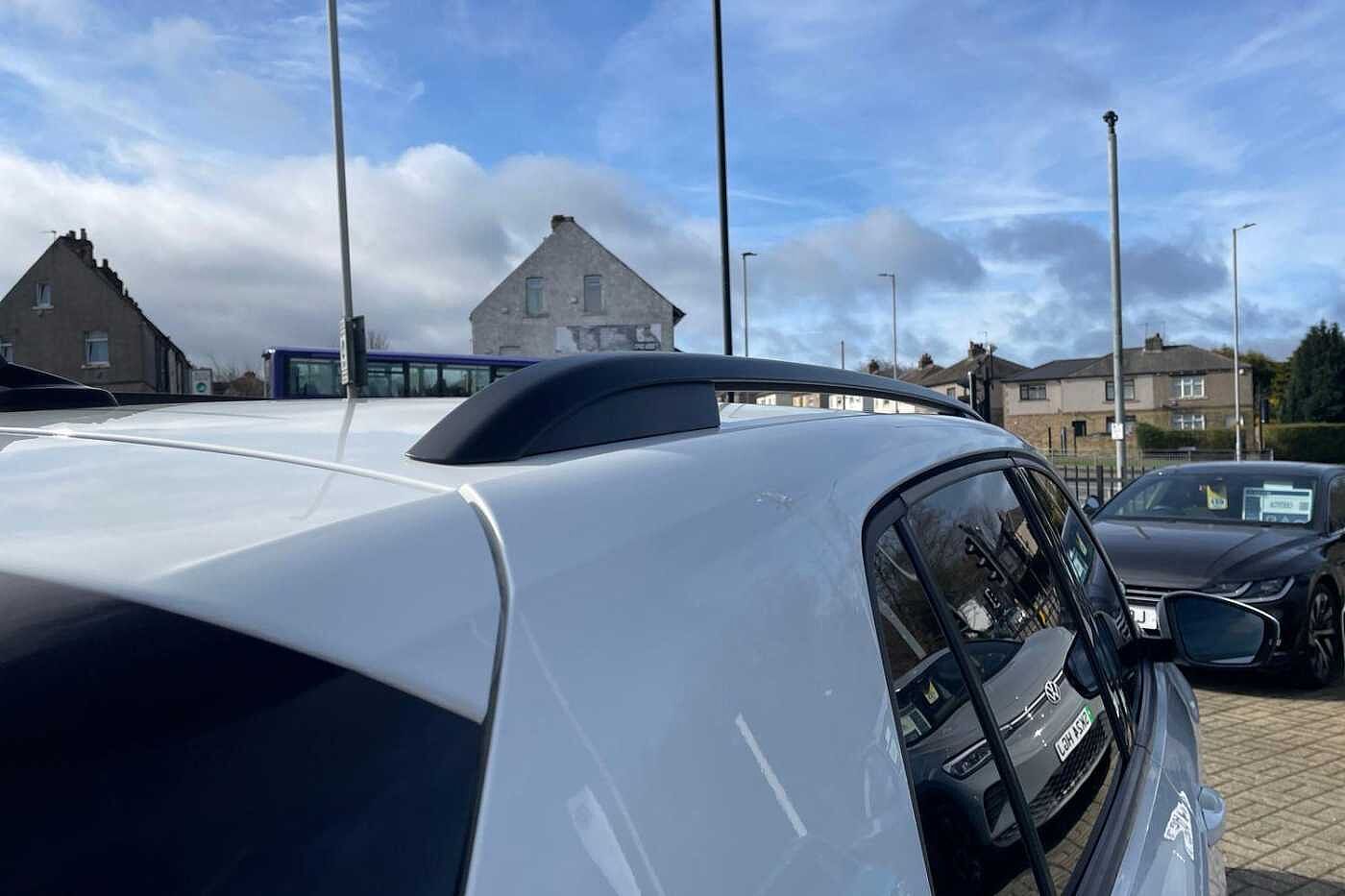 Volkswagen T-Cross YC69ZMZ