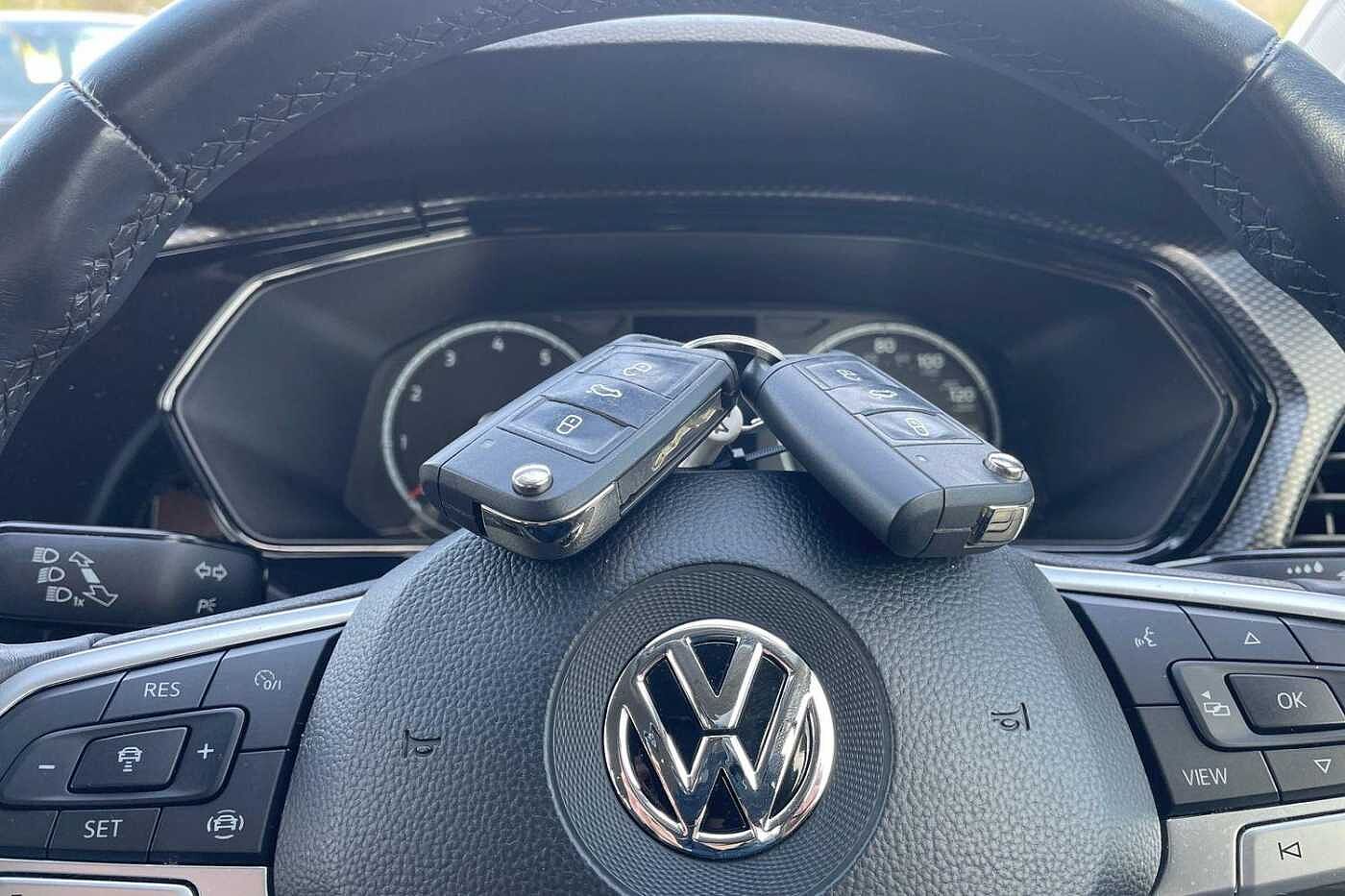 Volkswagen T-Cross YC69ZMZ