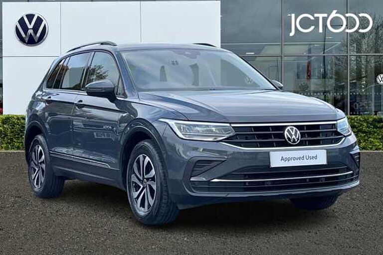 Volkswagen Tiguan 1.5 TSI (150ps) Active EVO Manual 5 door