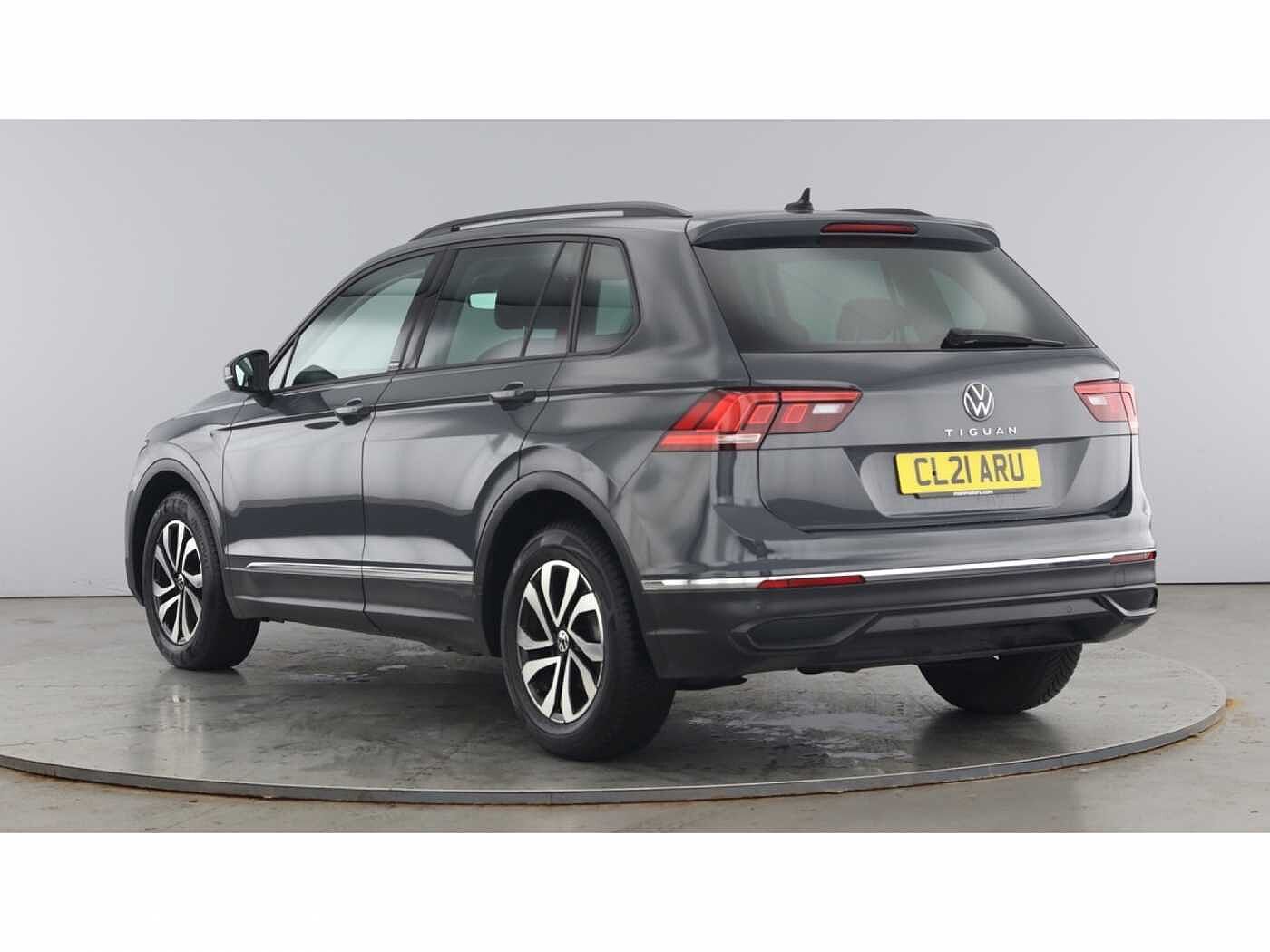 Volkswagen Tiguan 1.5 TSI (150ps) Active EVO Manual 5 door