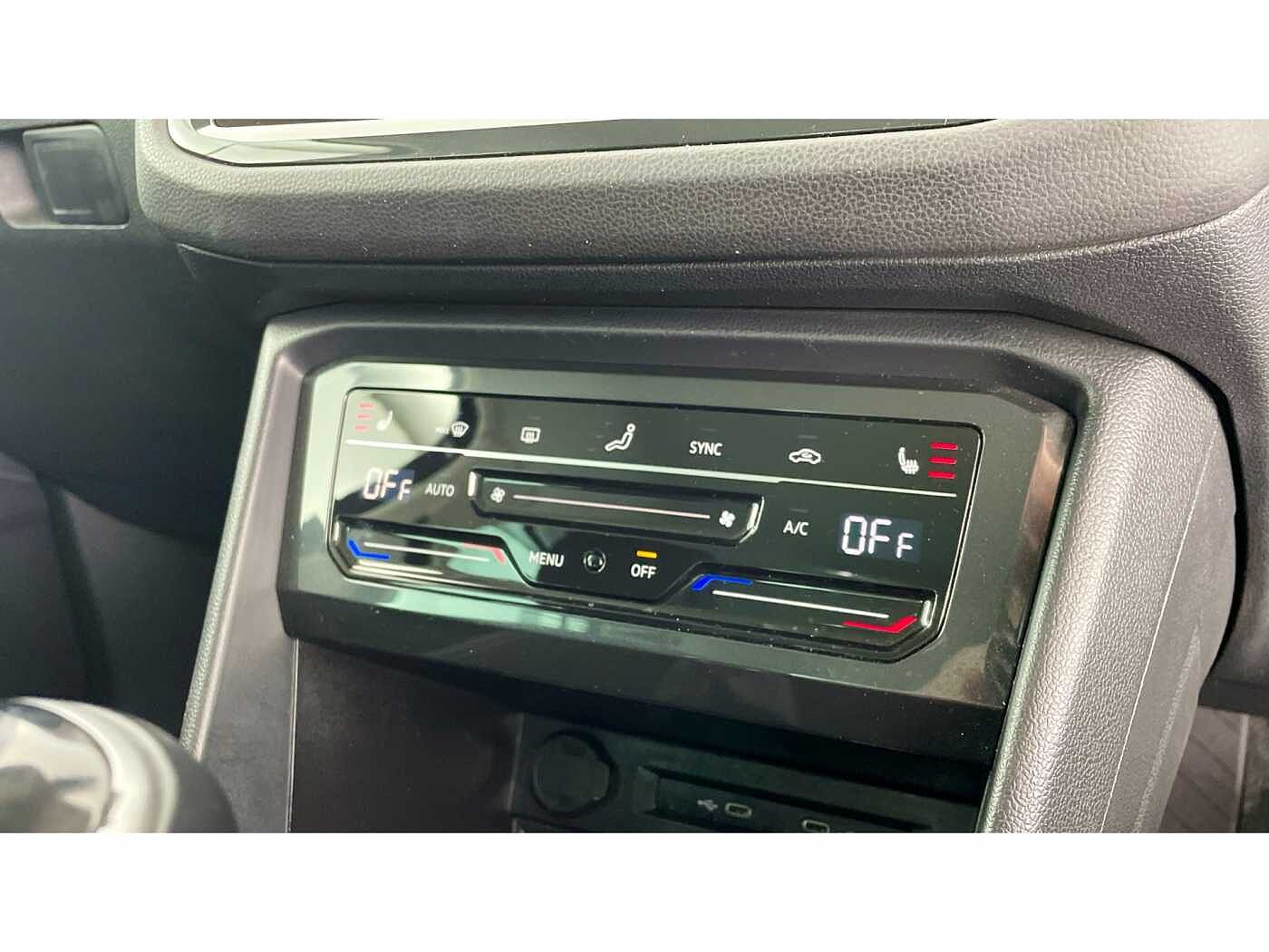 Volkswagen Tiguan 1.5 TSI (150ps) Active EVO Manual 5 door