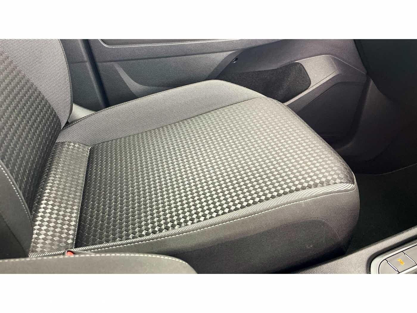 Volkswagen Tiguan 1.5 TSI (150ps) Active EVO Manual 5 door