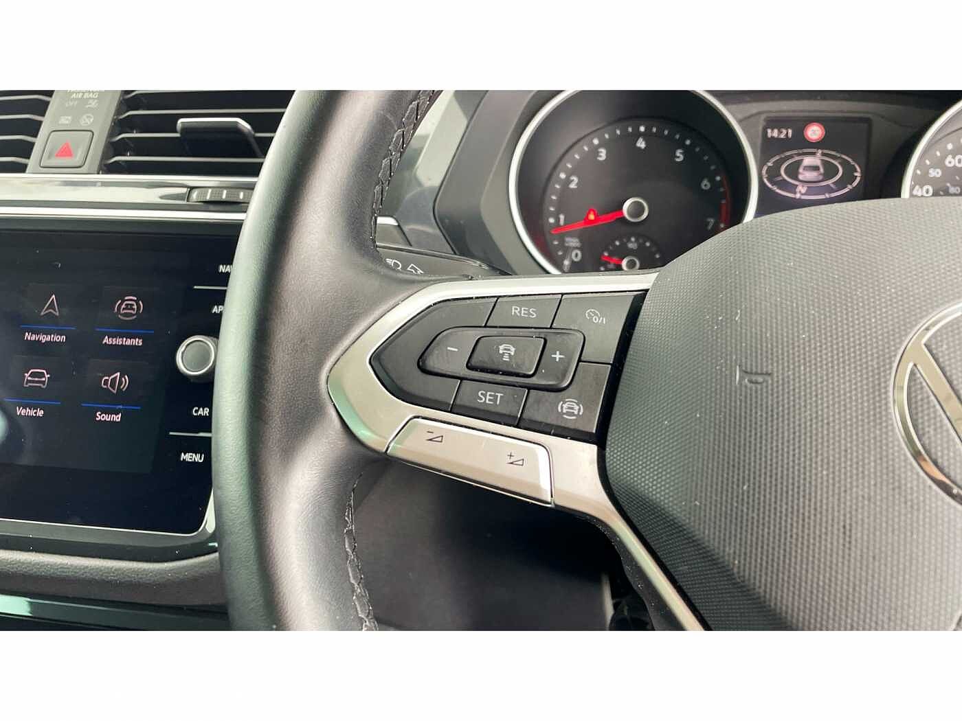 Volkswagen Tiguan 1.5 TSI (150ps) Active EVO Manual 5 door