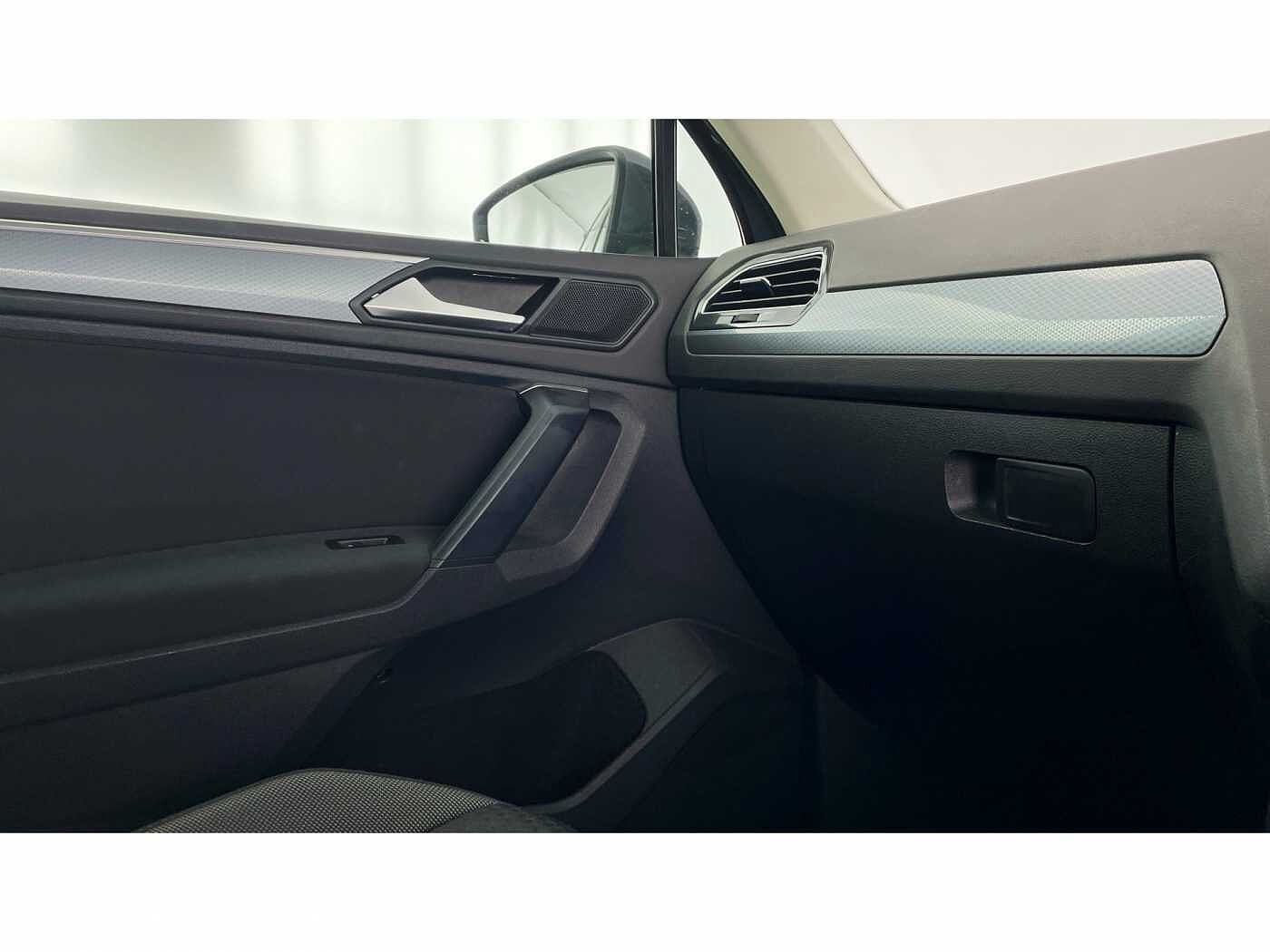 Volkswagen Tiguan 1.5 TSI (150ps) Active EVO Manual 5 door