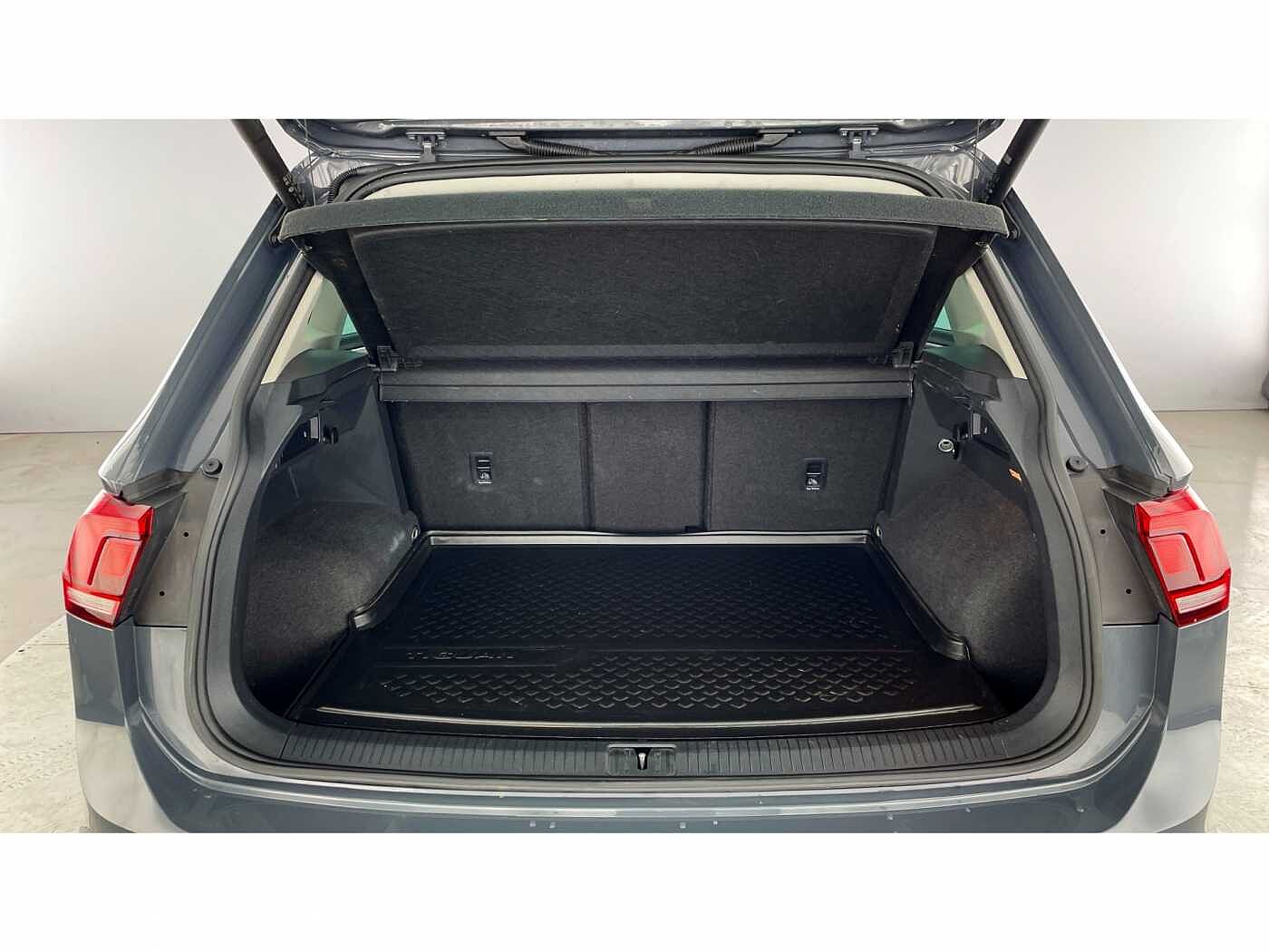 Volkswagen Tiguan 1.5 TSI (150ps) Active EVO Manual 5 door