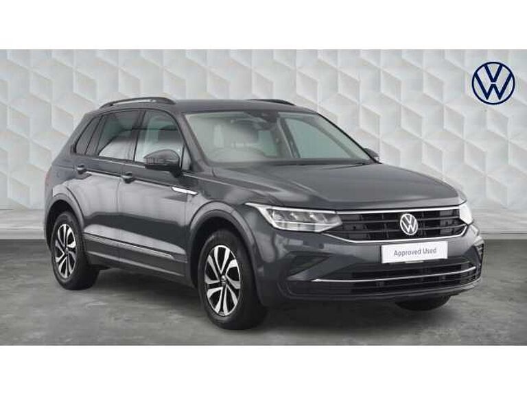 Volkswagen Tiguan 1.5 TSI (150ps) Active EVO Manual 5 door