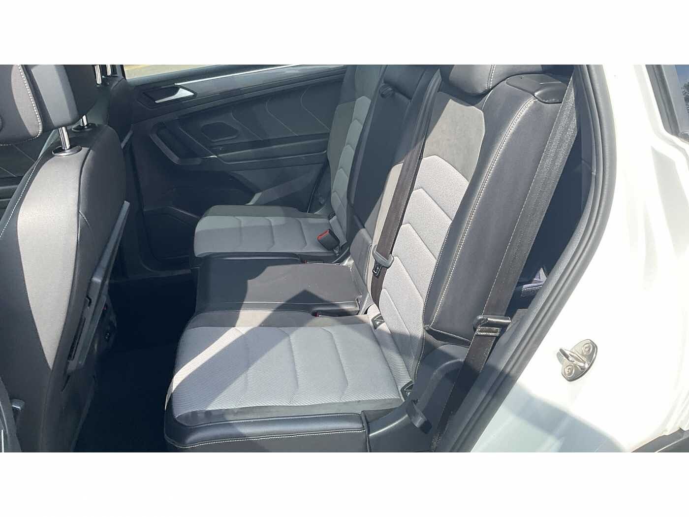 Volkswagen Tiguan Allspace 1.5 TSI EVO R-Line Tech 5dr DSG