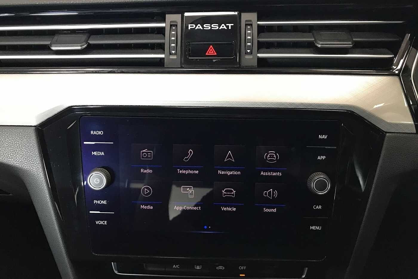 Volkswagen PASSAT 1.5 TSI EVO SE Nav 4dr DSG