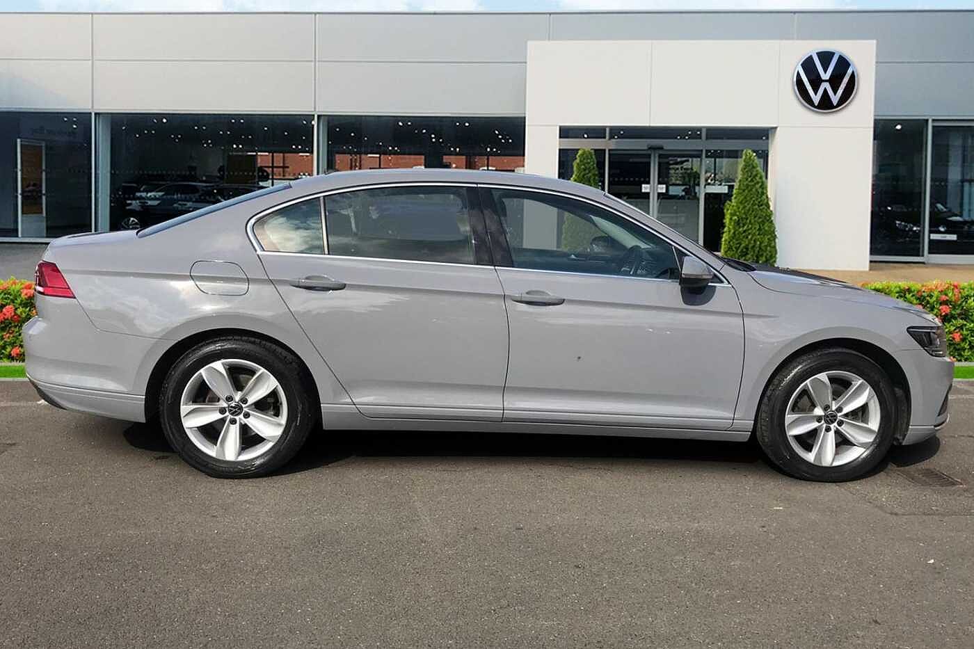 Volkswagen PASSAT 1.5 TSI EVO SE Nav 4dr DSG