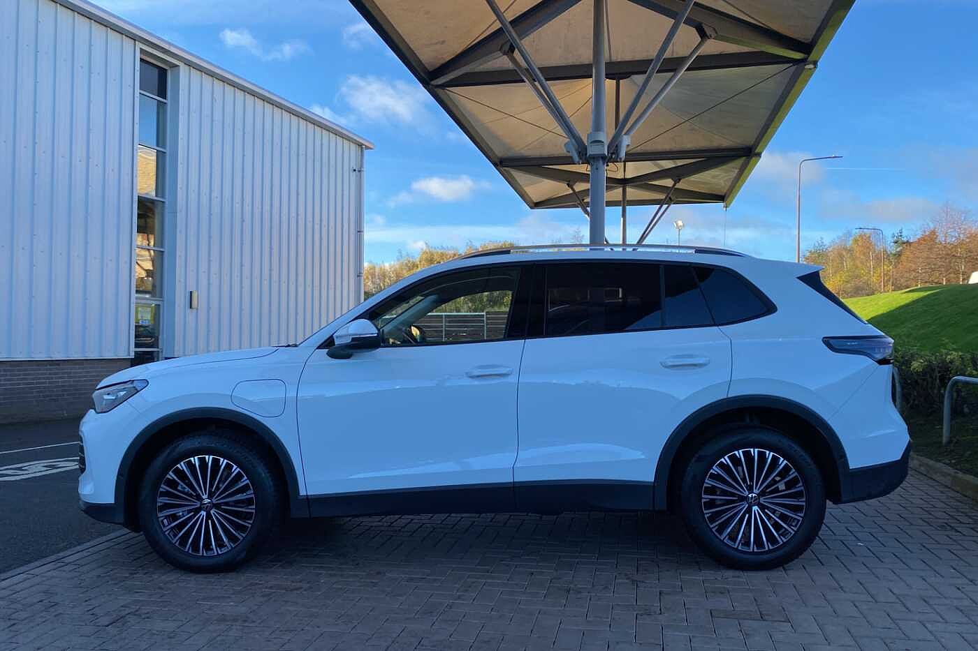 Volkswagen Tiguan Estate Special Edition 1.5 TSI eHybrid Match 5dr DSG