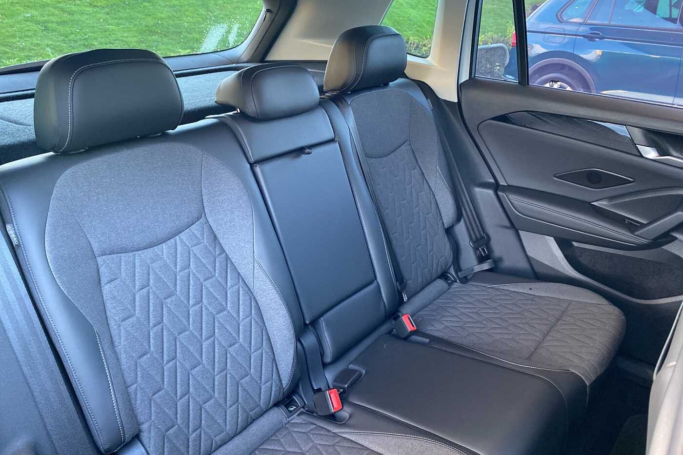 Volkswagen Tiguan Estate Special Edition 1.5 TSI eHybrid Match 5dr DSG