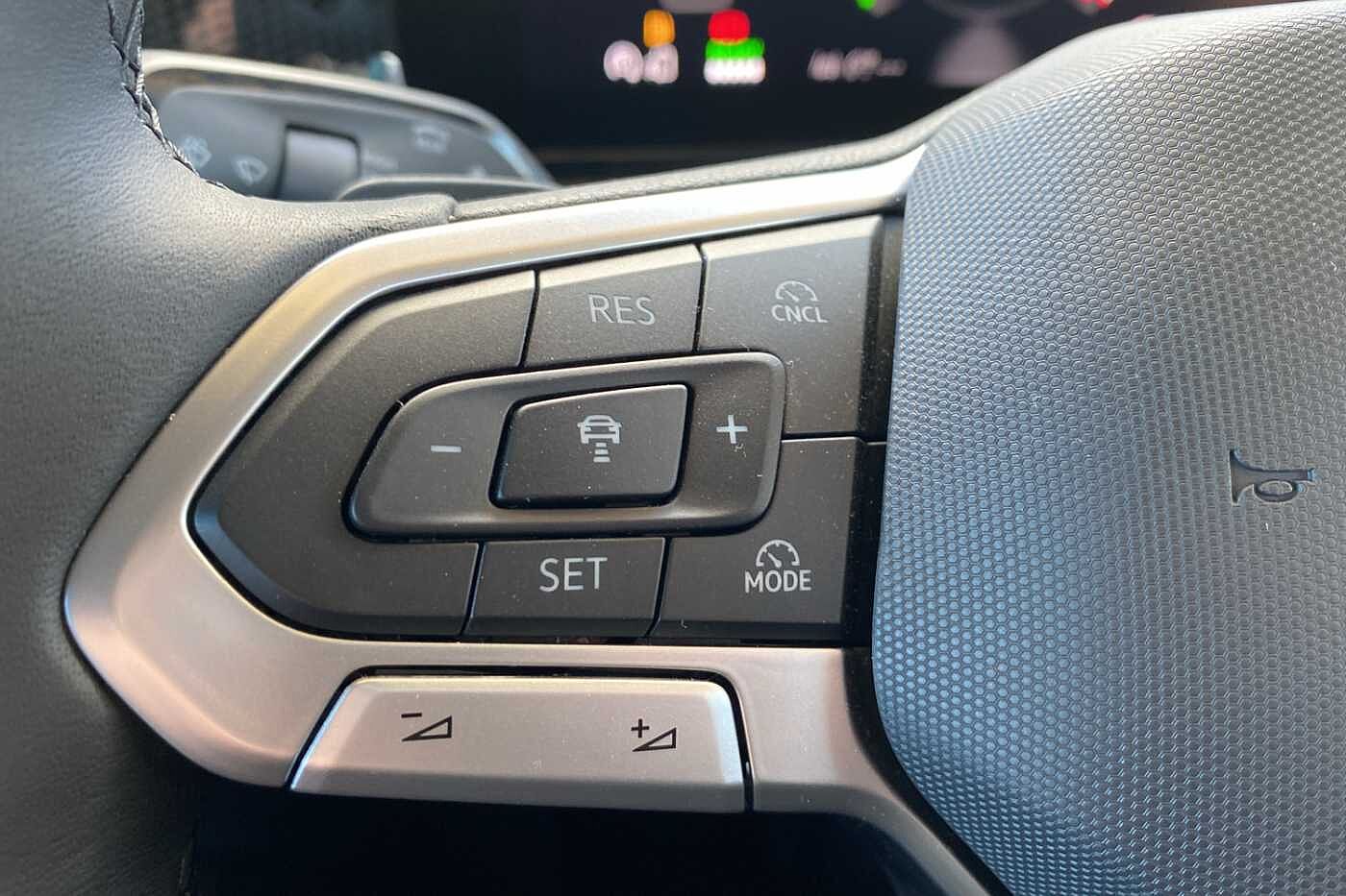 Volkswagen Tiguan Estate Special Edition 1.5 TSI eHybrid Match 5dr DSG