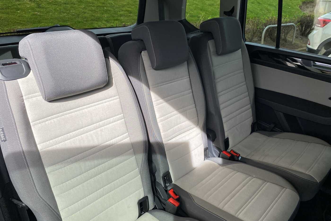 Volkswagen Touran 1.5 TSI (150ps) SEL EVO DSG