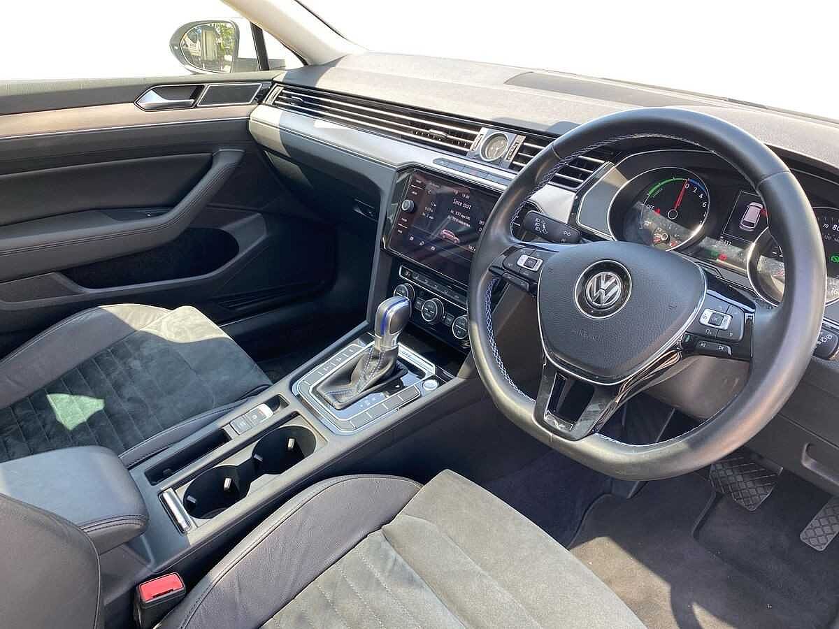 Volkswagen Passat 1.4 TSI GTE 218PS PHEV DSG Estate