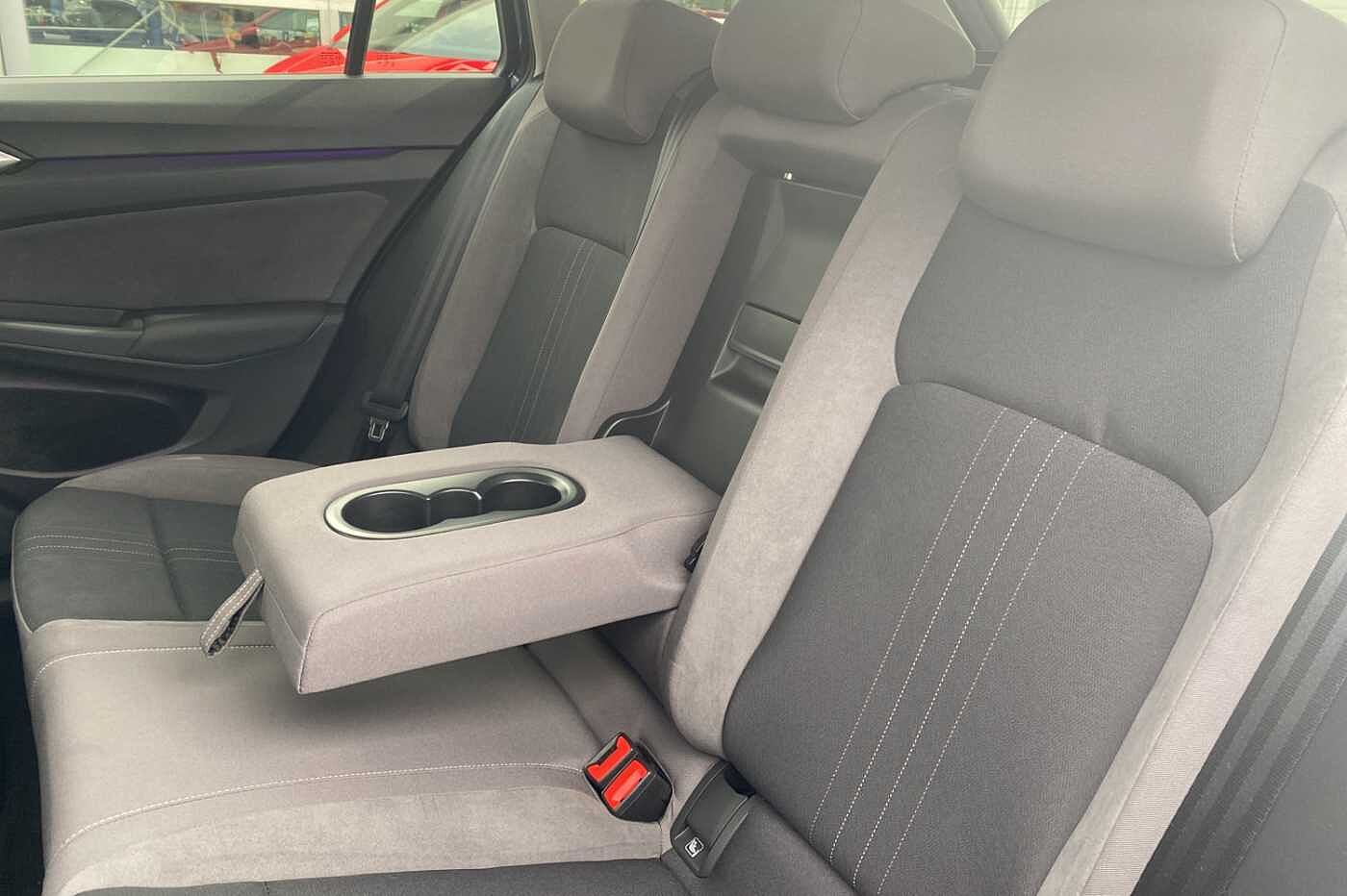 Volkswagen Golf 2.0TDI (200ps) Alltrack ⭐Factory Tow bar, camera*Rare Car⭐ 4Motion DSG Estate