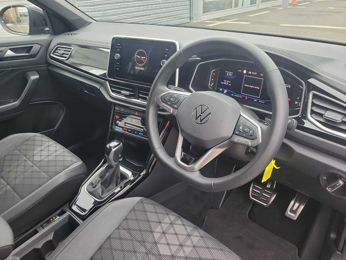 Volkswagen T-ROC 1.5 TSI (150ps) R-Line *Camera, Black Nevada Alloys* DSG