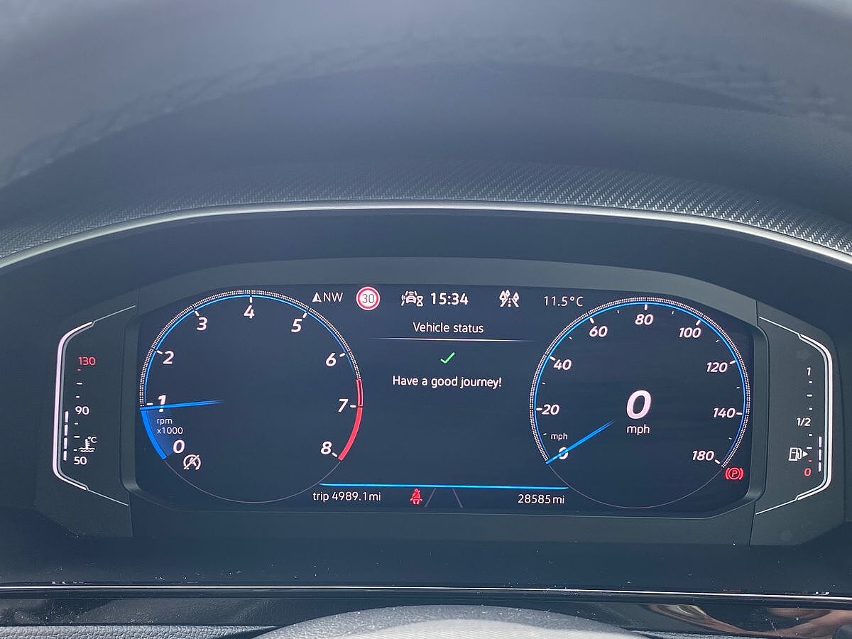 Volkswagen Arteon Shooting Brake R-Line 1.5 TSI EVO 150PS 5 D