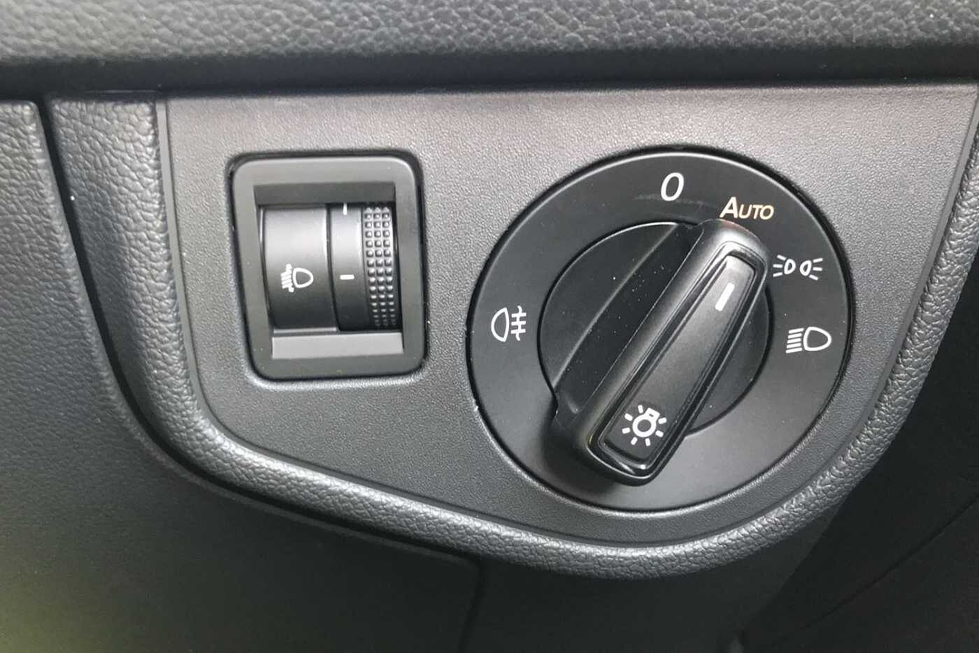 Volkswagen Polo Match 1.0 TSI 95PS 5-speed Manual 5 Door