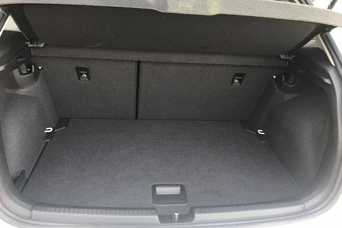Volkswagen Polo Match 1.0 TSI 95PS 5-speed Manual 5 Door