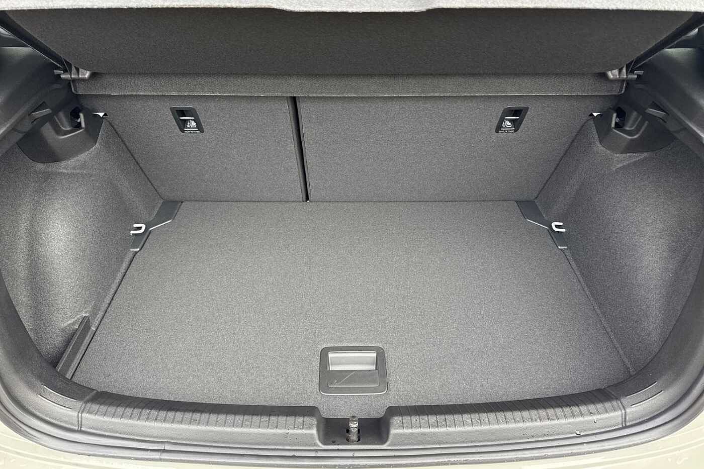 Volkswagen Polo 1.0 TSI R-Line Hatchback 5dr Petrol DSG Euro 6 (s/s) (95 ps)