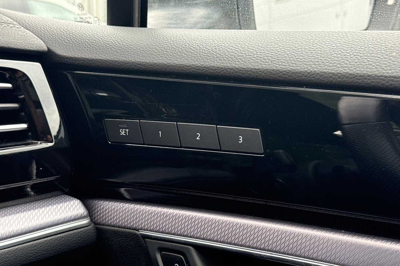 Volkswagen Touareg 3.0 TDI V6 Black Edition SUV 5dr Diesel Tiptronic 4Motion Euro 6 (s/s) (286 ps)