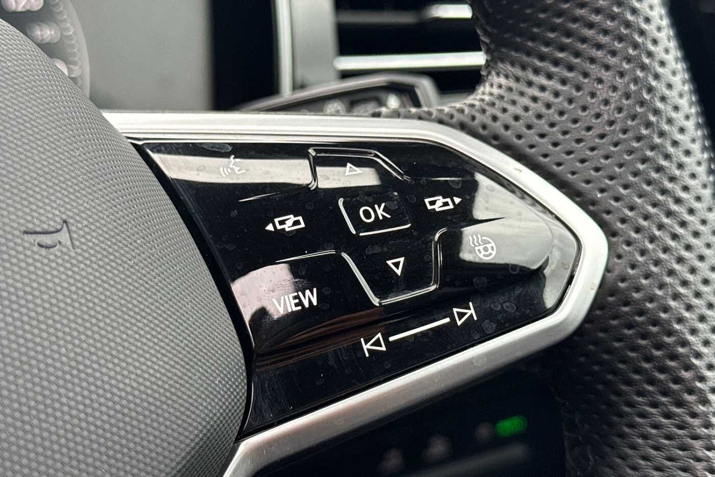 Volkswagen Touareg 3.0 TDI V6 Black Edition SUV 5dr Diesel Tiptronic 4Motion Euro 6 (s/s) (286 ps)