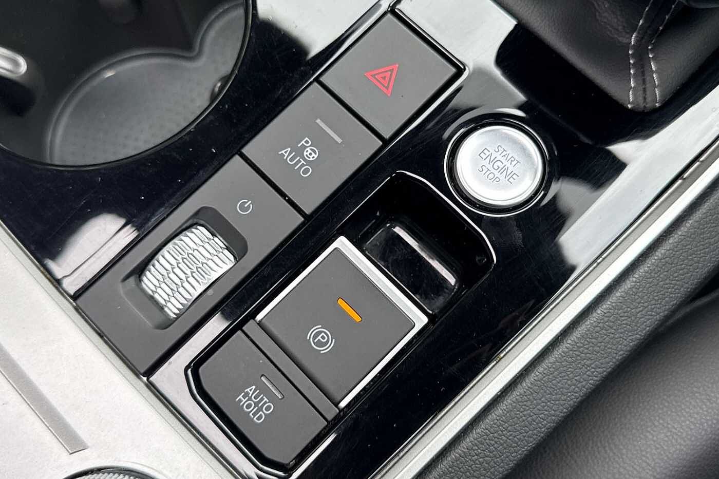 Volkswagen Touareg 3.0 TDI V6 Black Edition SUV 5dr Diesel Tiptronic 4Motion Euro 6 (s/s) (286 ps)