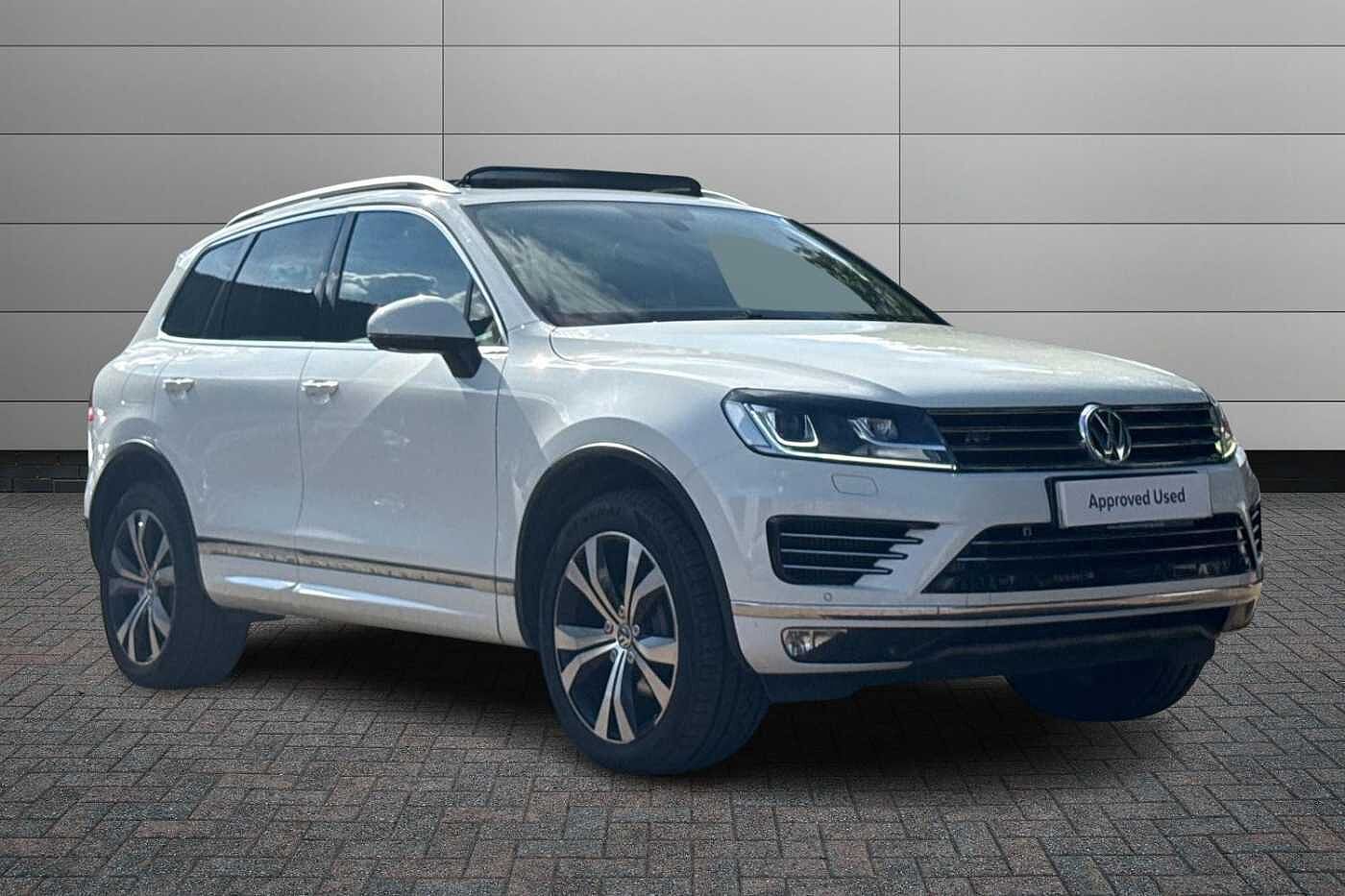 Volkswagen Touareg 3.0 TDI V6 R-Line SUV 5dr Diesel Tiptronic 4WD Euro 6 (s/s) (262 ps)