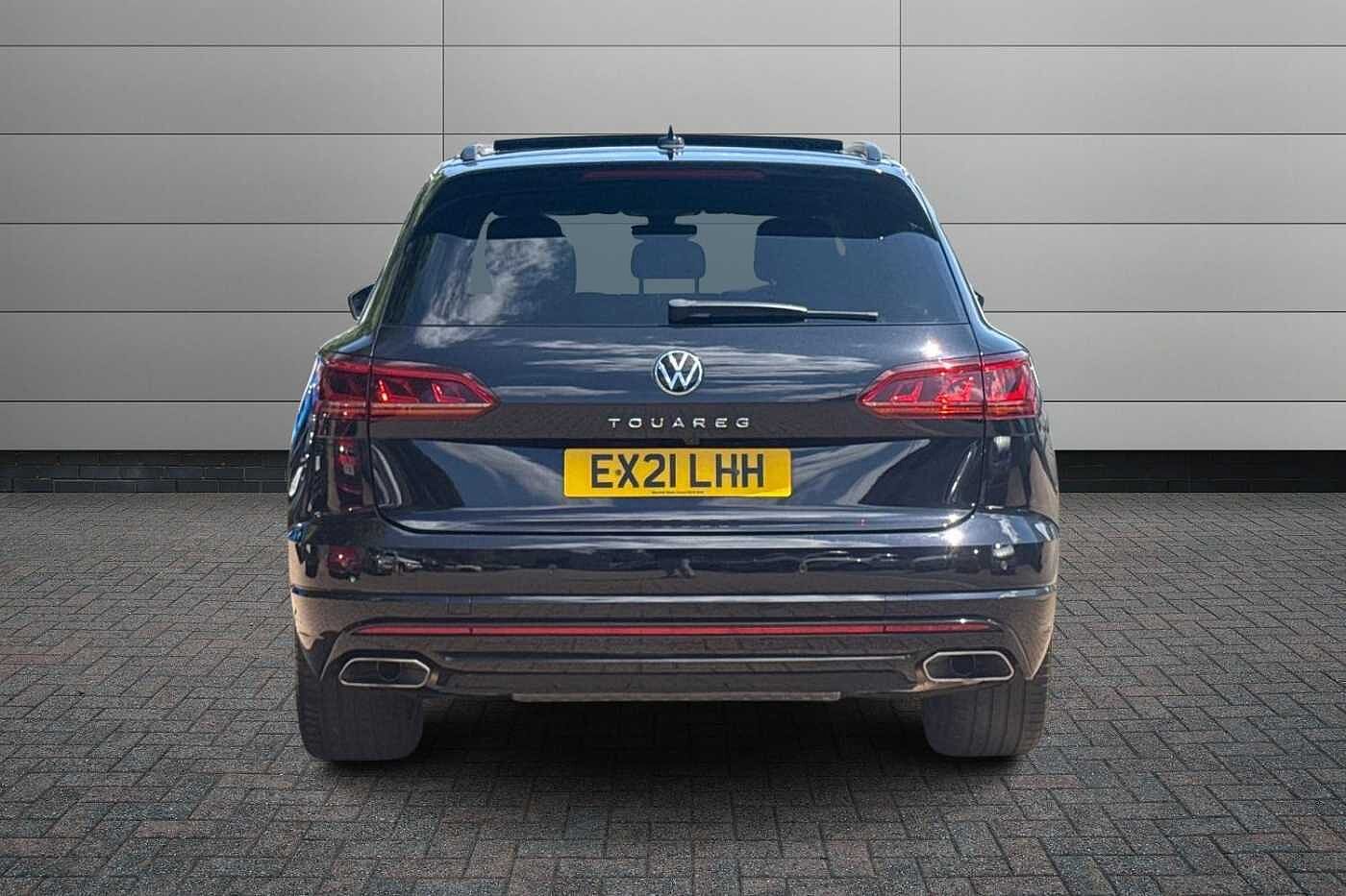 Volkswagen Touareg 3.0 TDI V6 Black Edition SUV 5dr Diesel Tiptronic 4Motion Euro 6 (s/s) (286 ps)