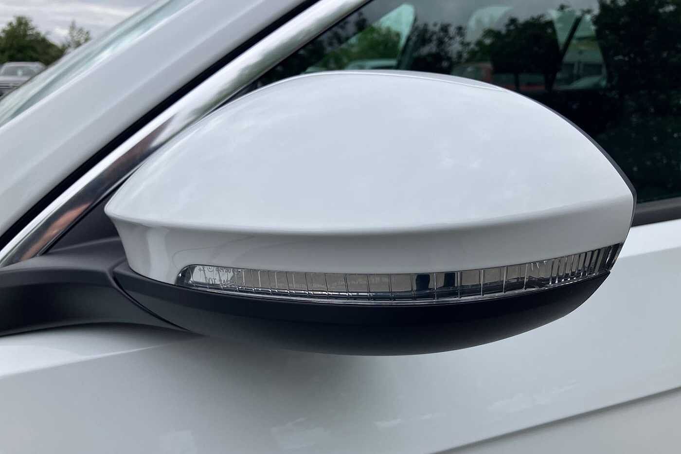 Volkswagen T-ROC 1.5 TSI (150ps) R-Line EVO
