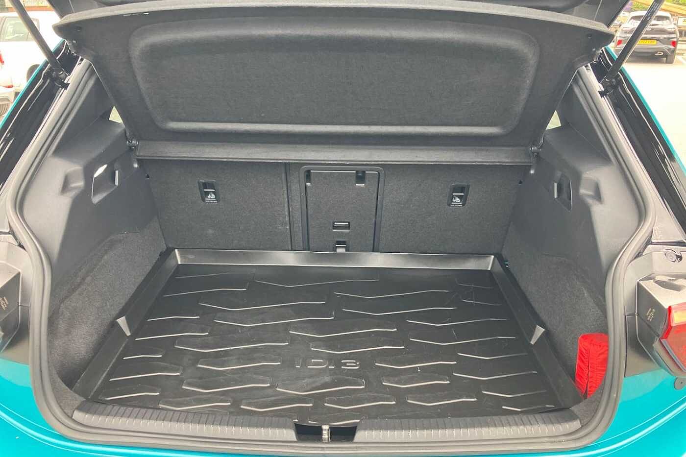 Volkswagen ID.3 Family 58kWh Pro Performance 204PS Automatic