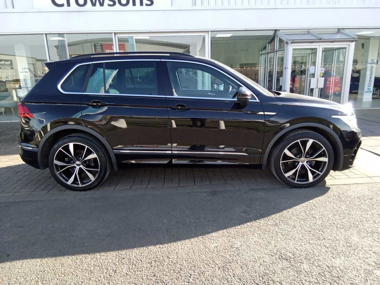 Volkswagen Tiguan Diesel Estate 2.0 TDI 4Motion R-Line 5dr DSG
