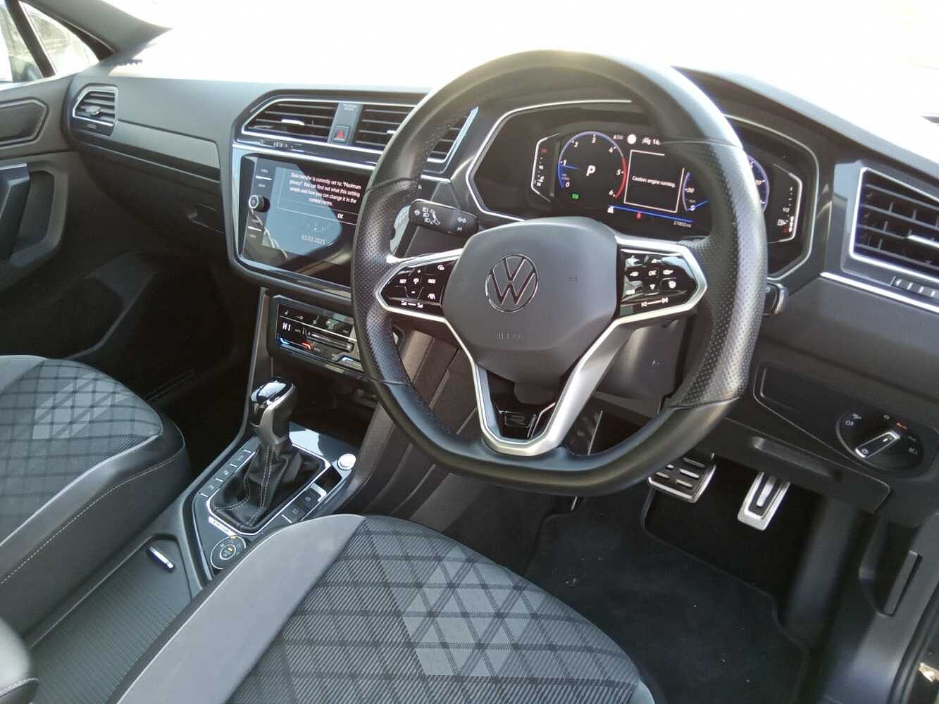 Volkswagen Tiguan Diesel Estate 2.0 TDI 4Motion R-Line 5dr DSG