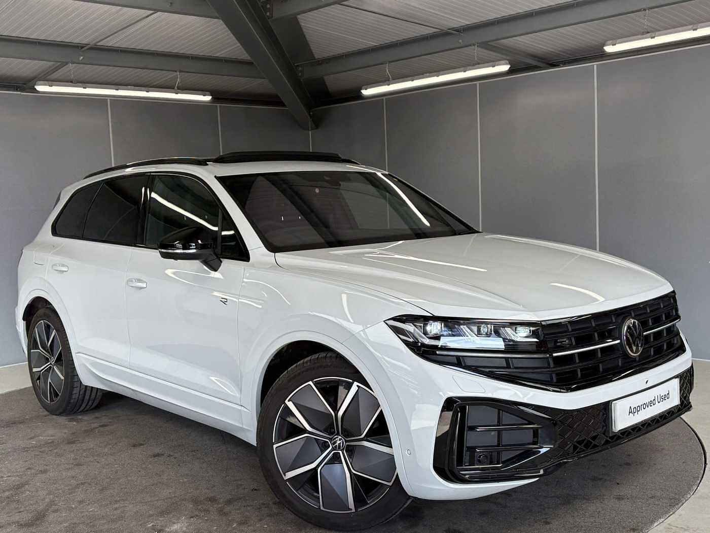 Volkswagen Touareg 3.0TDI (286ps) Black Edition 4Motion 5dr