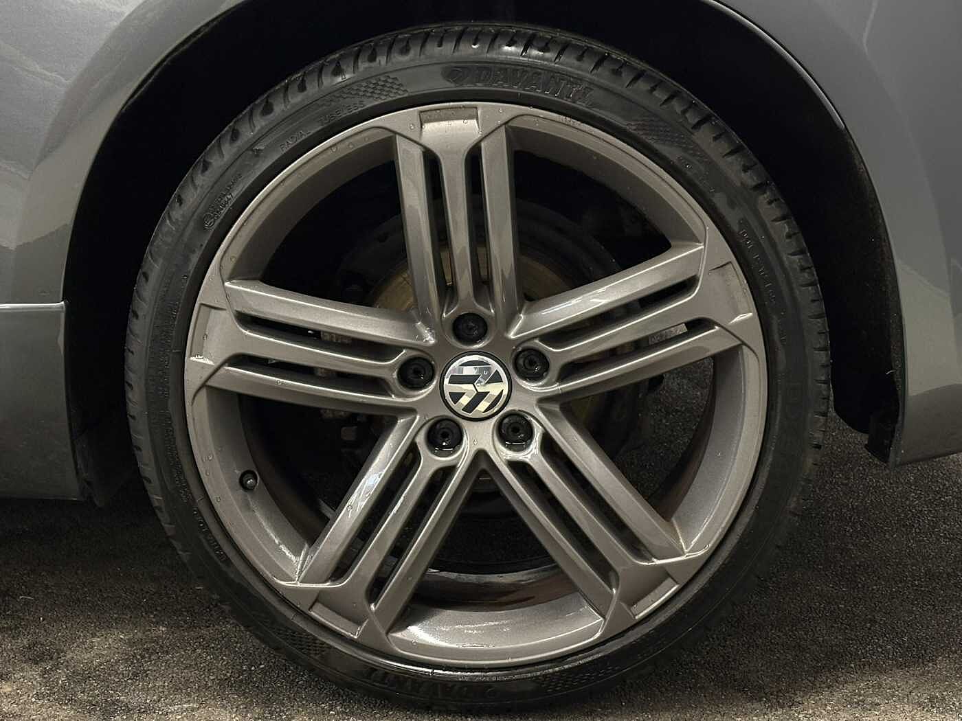 Volkswagen Scirocco 2.0 TSI (180ps) R-Line DSG