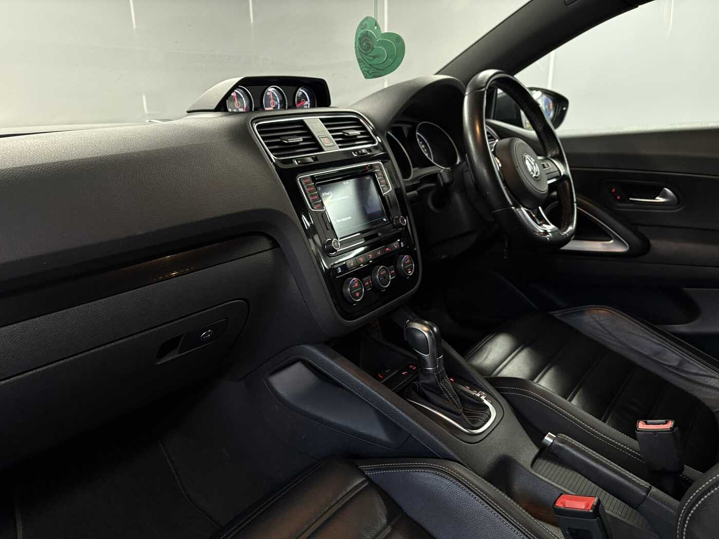 Volkswagen Scirocco 2.0 TSI (180ps) R-Line DSG