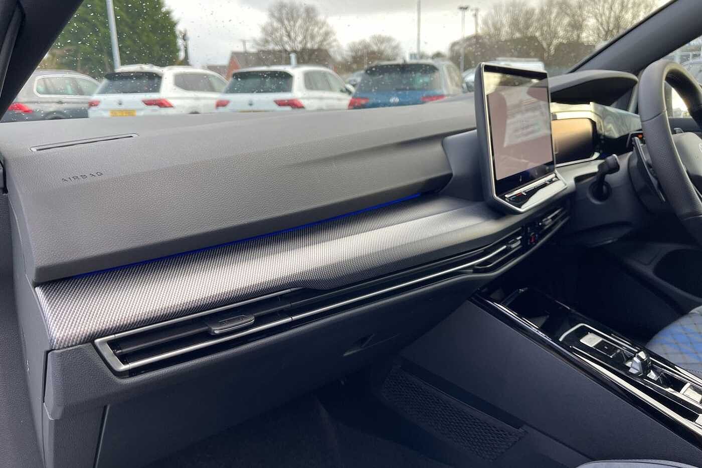 Volkswagen Golf 2.0 TSI 333 R Black Edition 4M DSG ⭐Sunroof, Winter pack, 19' Warmenau Alloys⭐