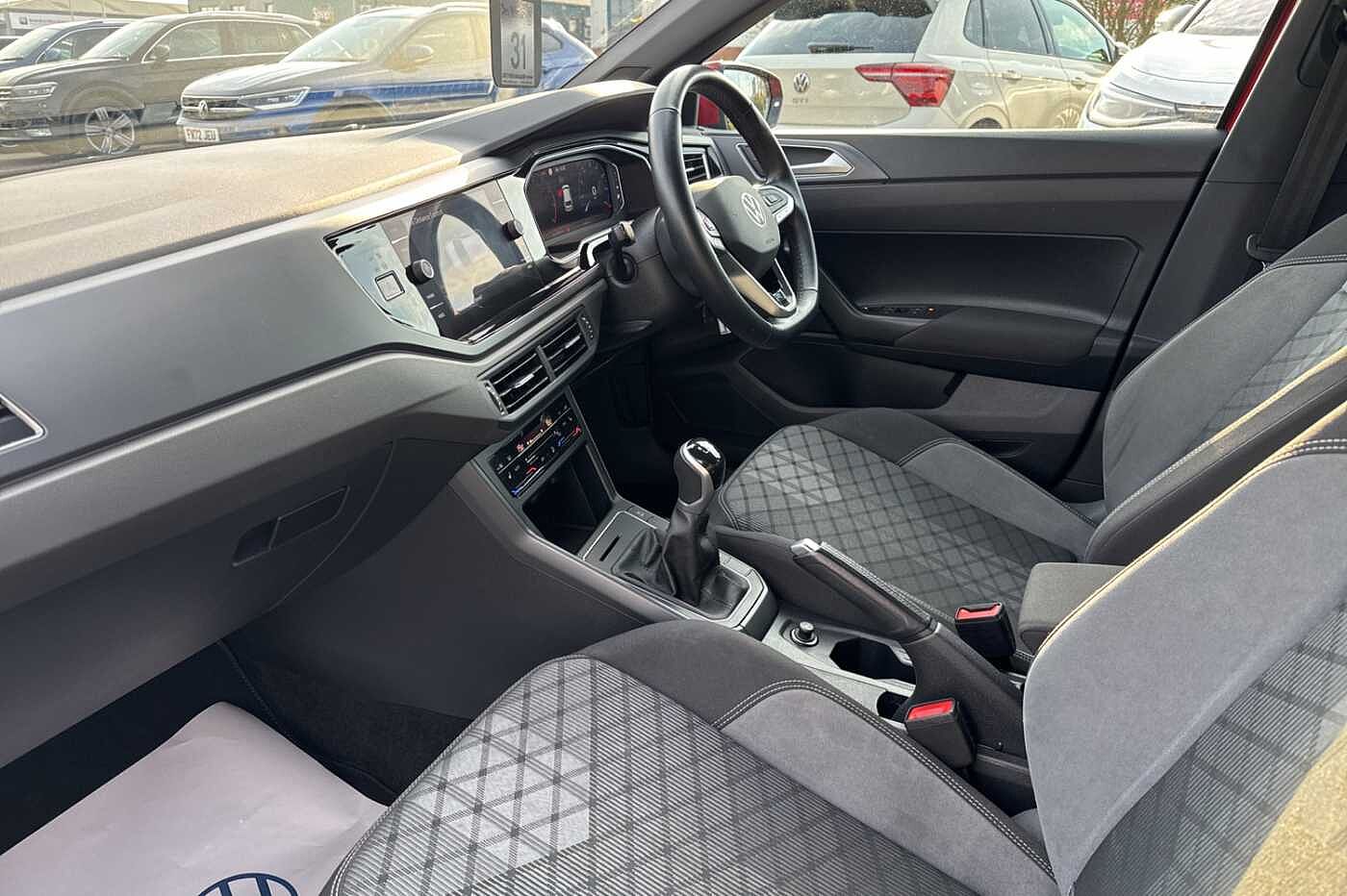 Volkswagen Polo MK6 Facelift (2021) 1.0 TSI 95PS R-Line