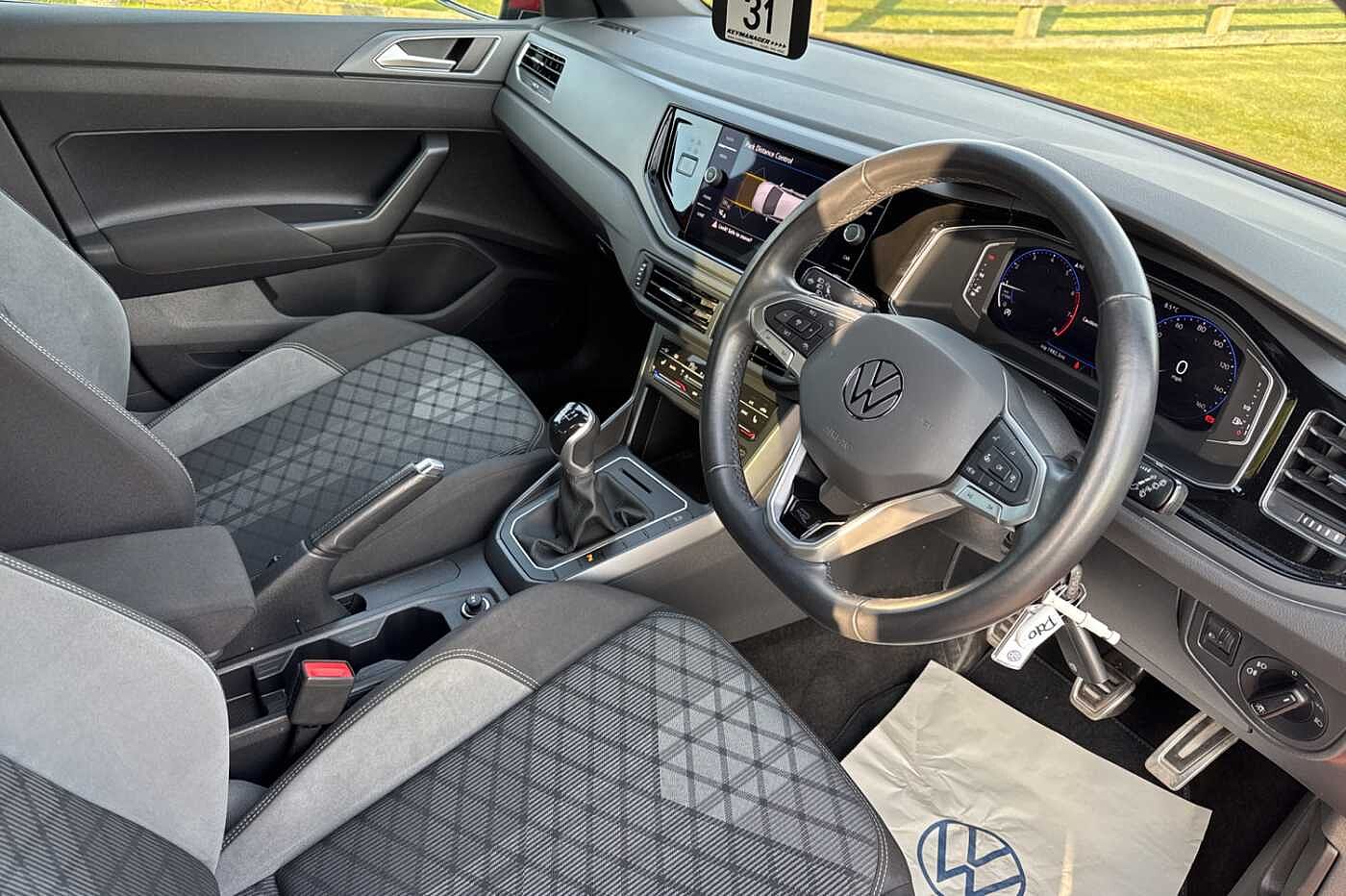 Volkswagen Polo MK6 Facelift (2021) 1.0 TSI 95PS R-Line