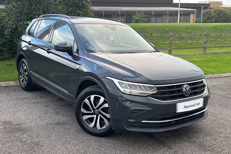 Volkswagen Tiguan 1.5 TSI (150ps) Active EVO Manual 5 door