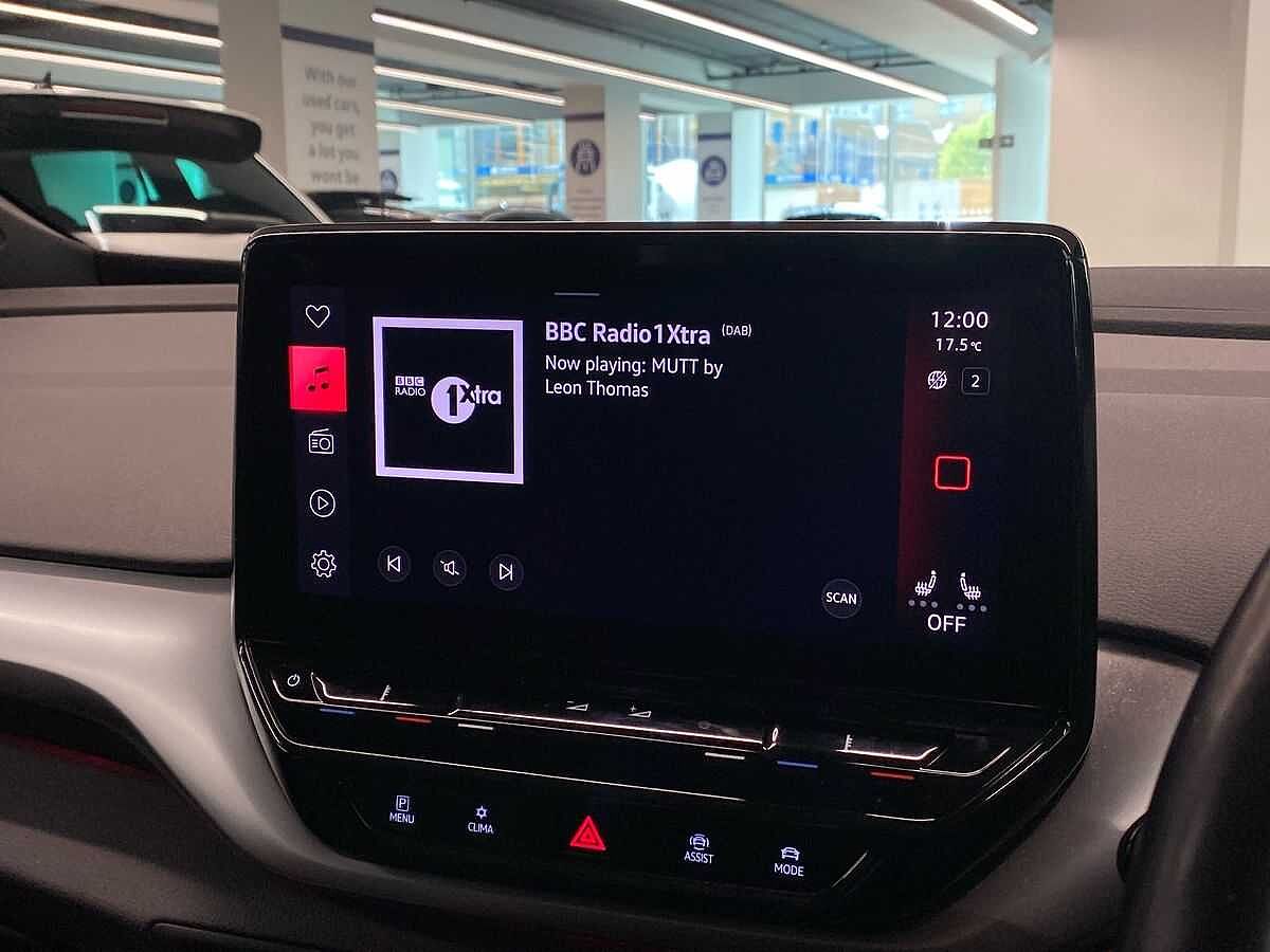 Volkswagen ID.4 1ST Edition 77kWh Pro Performance 204PS Auto