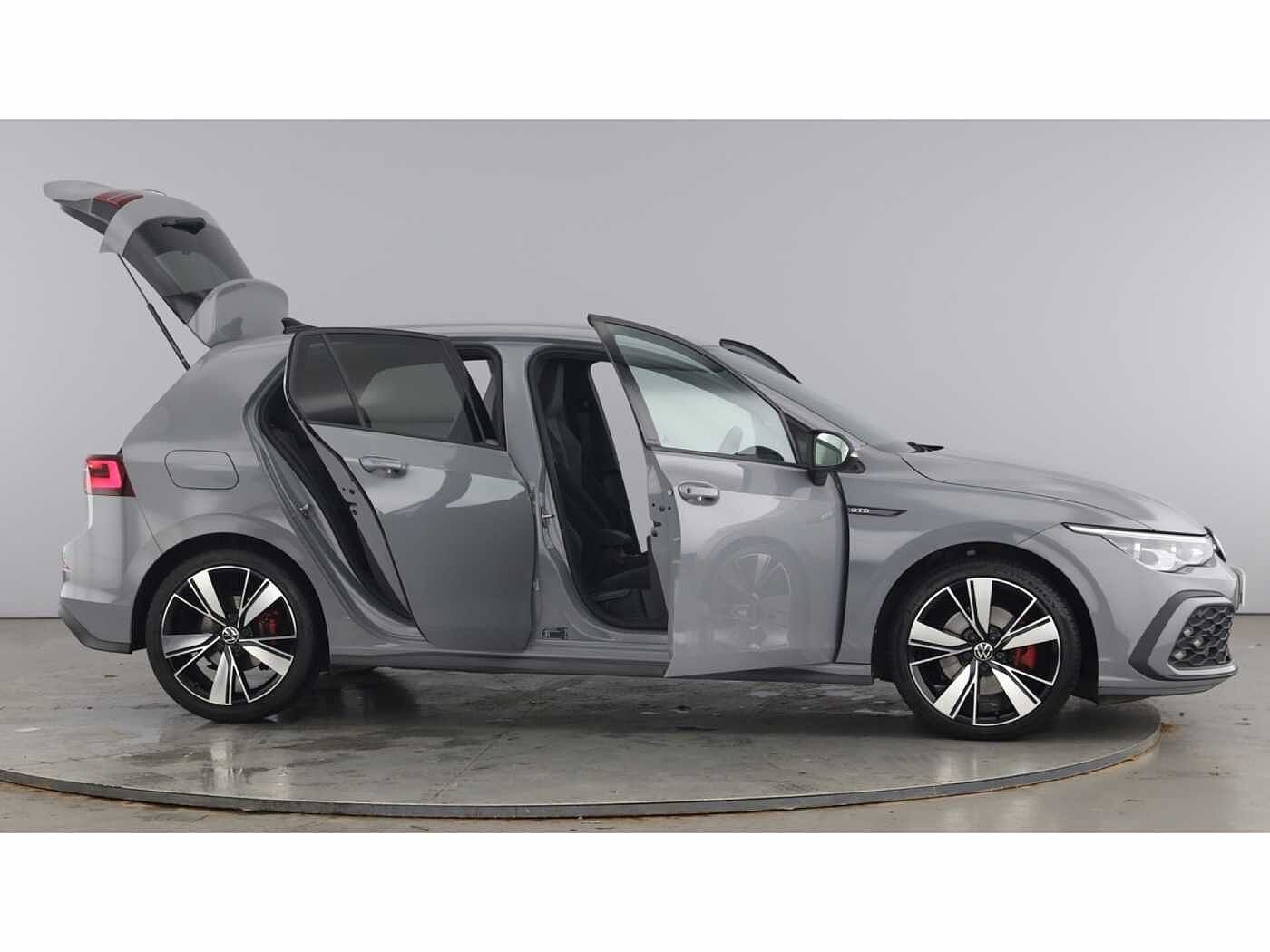 Volkswagen Golf GTD 2.0 TDI 200PS 7-speed DSG 5 Door